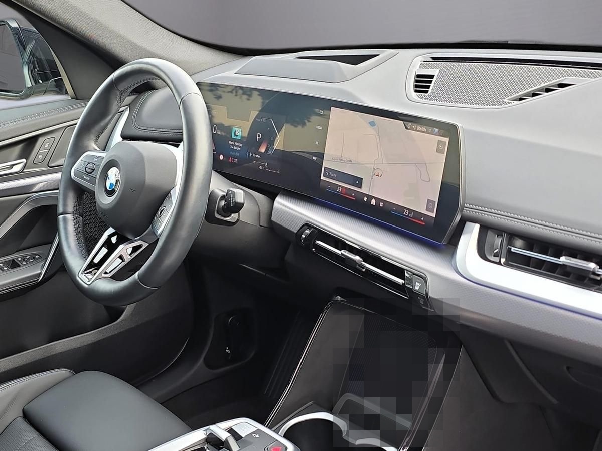 BMW X1  xDrive 23d Aut.M Sport+AHK+HUD+ACC+adapt.LED foto 10