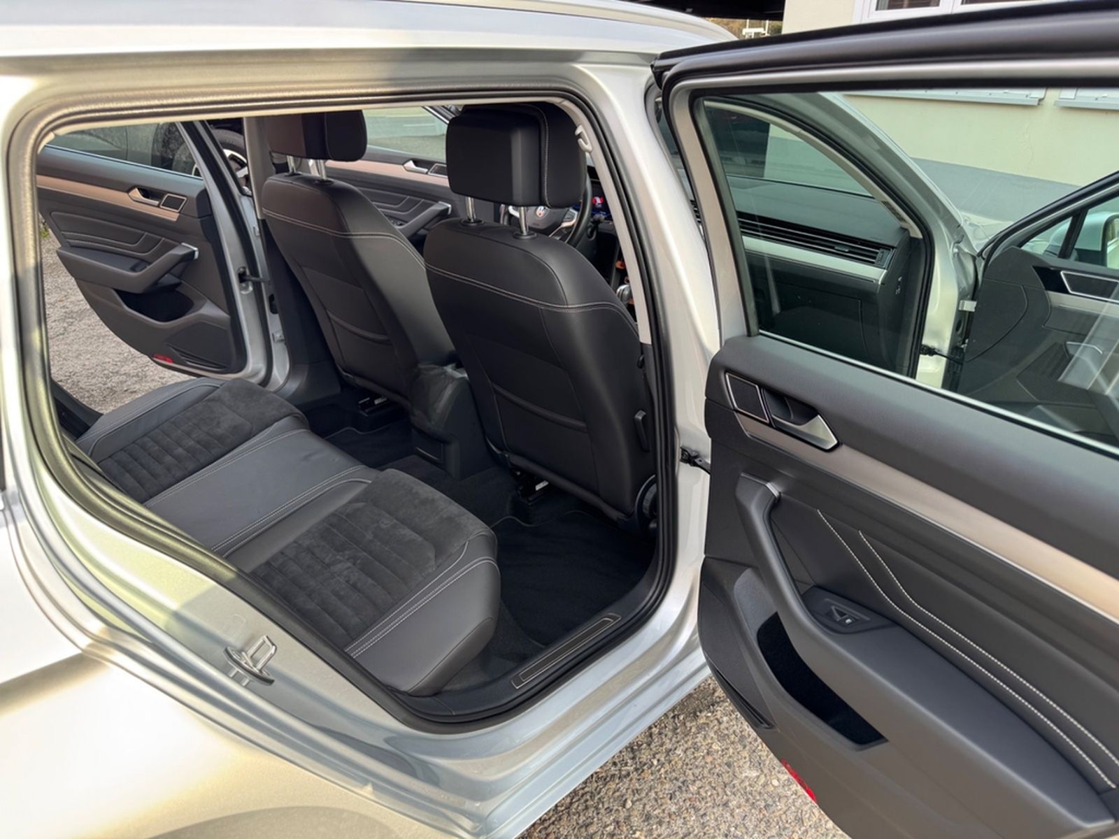 Volkswagen Passat Variant DSG Elegance ACC/Matrix/Kamera foto 17