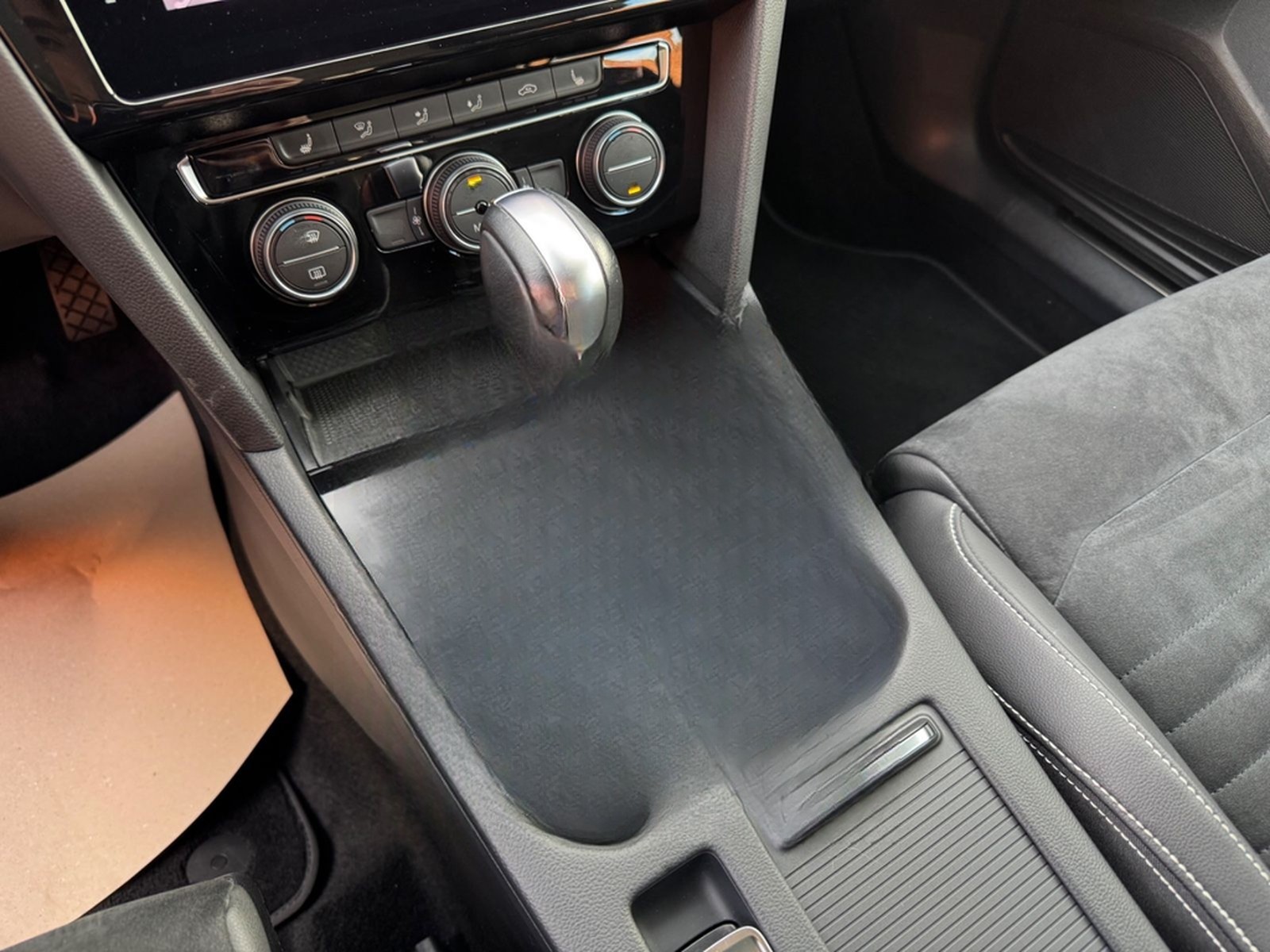 Volkswagen Passat Variant DSG Elegance ACC/Matrix/Kamera foto 29