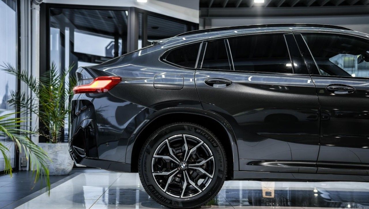BMW X4 20d xDrive M Sport 8G Laser Live Cockp Assist foto 9