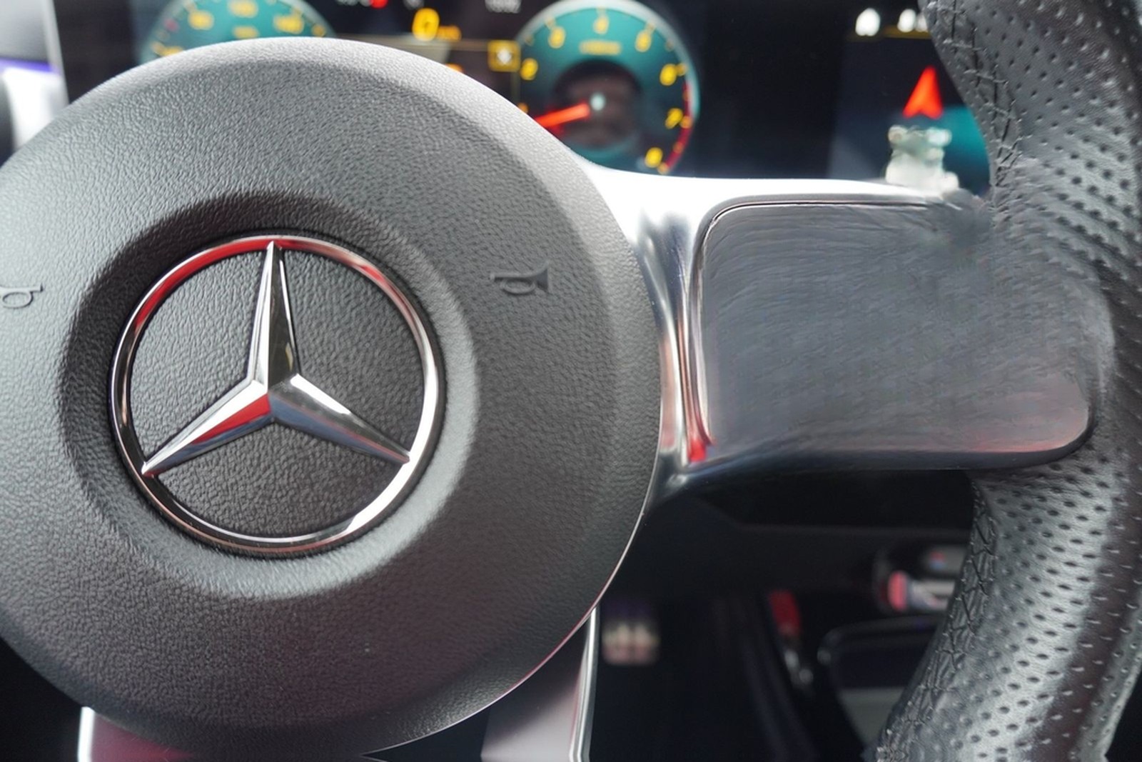 Mercedes-Benz A250 AMG Line LED Navi Virtual Cockpit Bluetooth foto 15