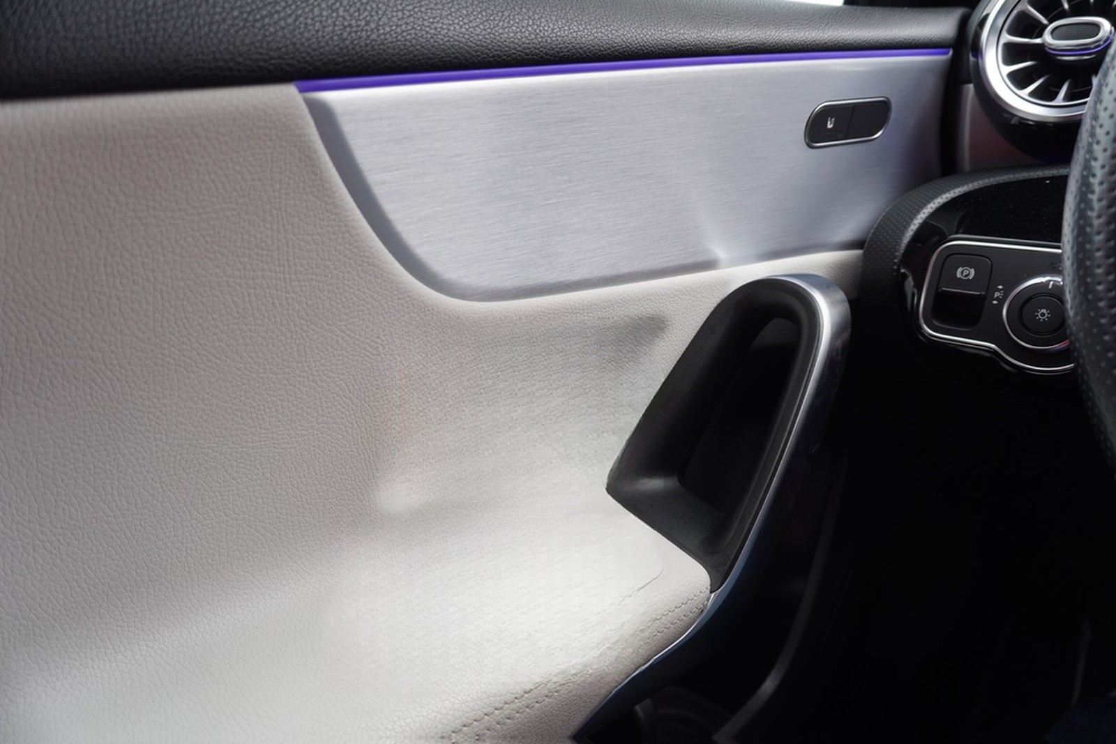 Mercedes-Benz A250 AMG Line LED Navi Virtual Cockpit Bluetooth foto 19