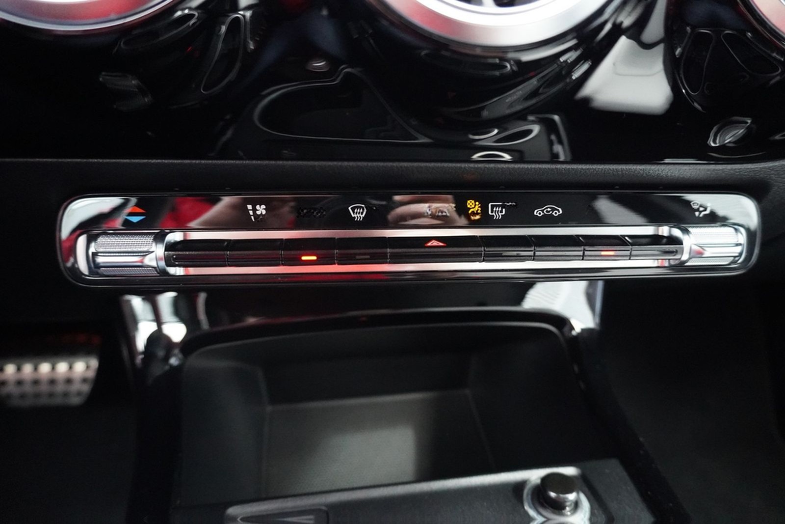 Mercedes-Benz A250 AMG Line LED Navi Virtual Cockpit Bluetooth foto 26