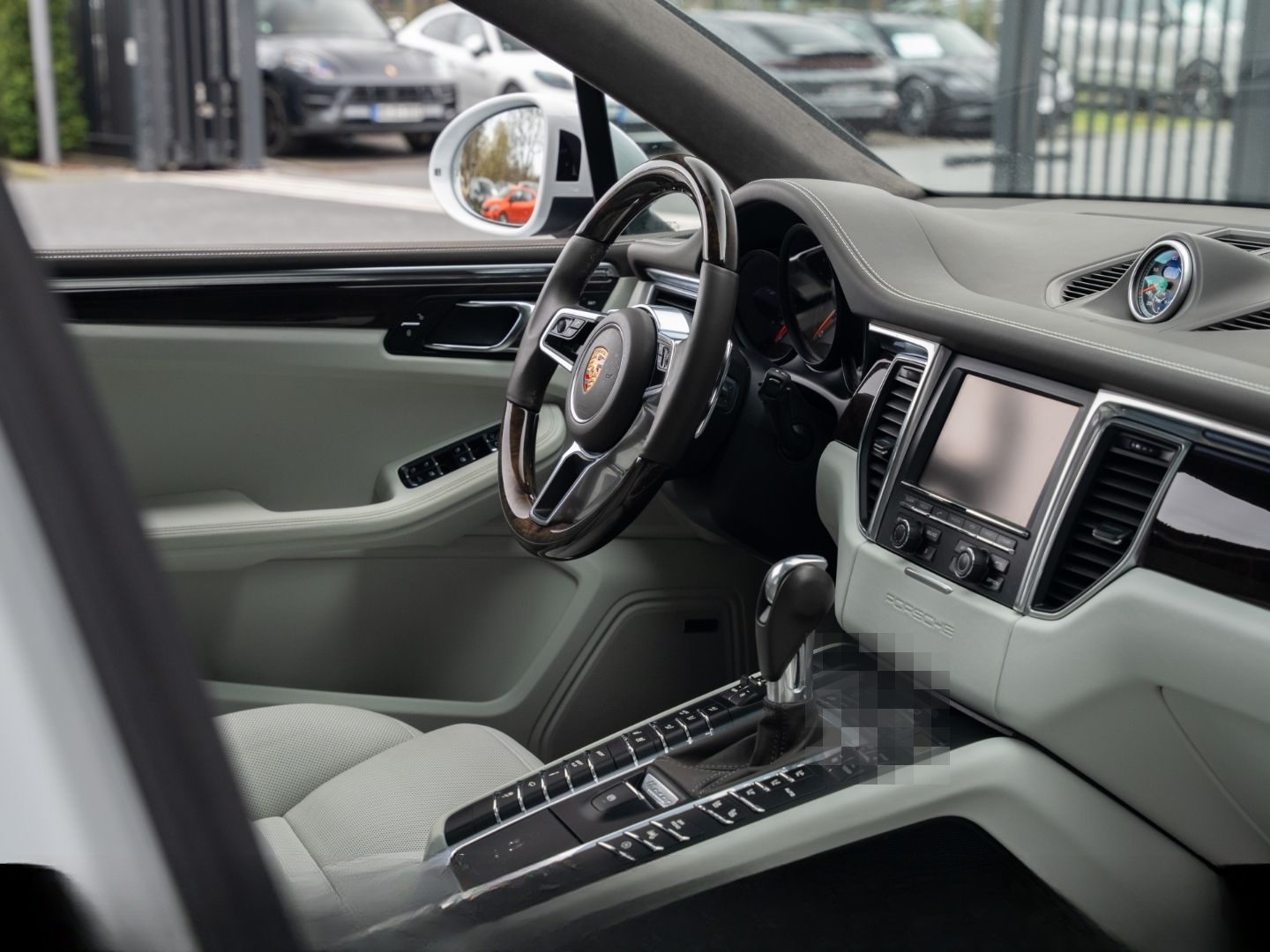 Porsche Macan Turbo PDLS Plus Panorama PASM foto 18