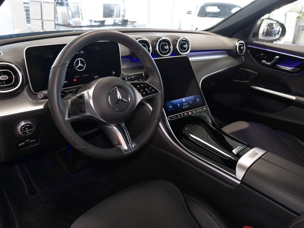Mercedes-Benz C 300 e T // AVANTGARDE MEMO AHK DISTR KAMERA foto 6
