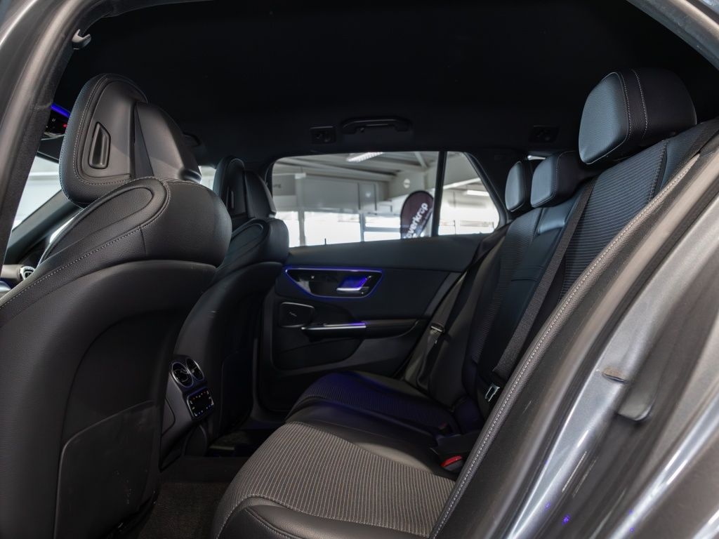 Mercedes-Benz C 300 e T // AVANTGARDE MEMO AHK DISTR KAMERA foto 8