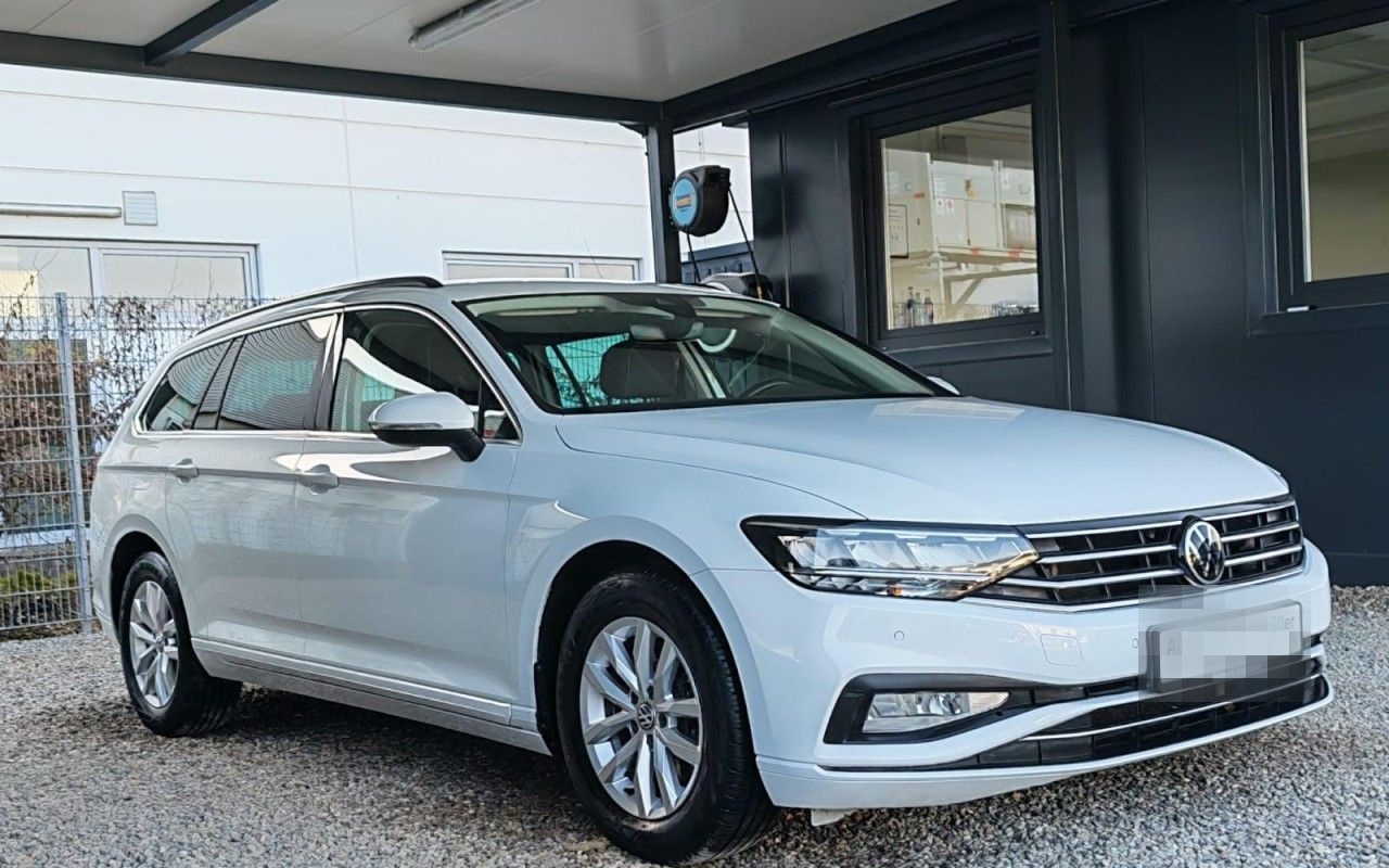 Volkswagen Passat 2.0 TDI DSG,KAMERA,AHK,LED,NAVI,VIRTUAL foto 2