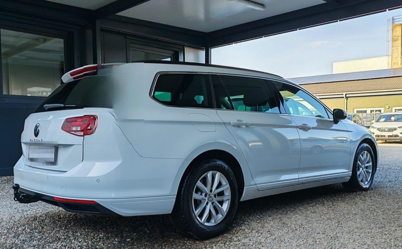 Volkswagen Passat 2.0 TDI DSG,KAMERA,AHK,LED,NAVI,VIRTUAL foto 3