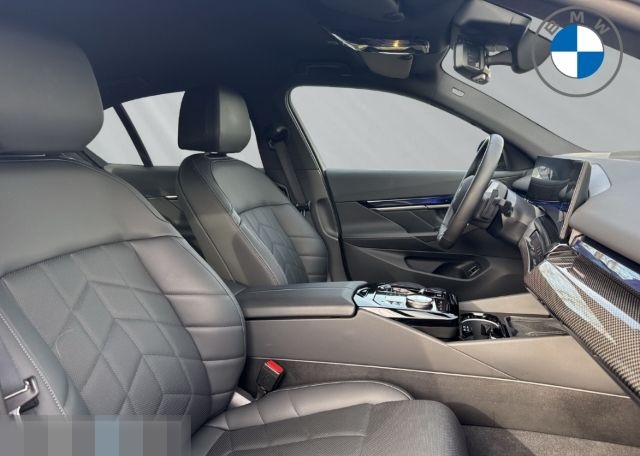 BMW 520 dA Lim. M-Sport LC Prof H/K adap.LED AHK foto 13