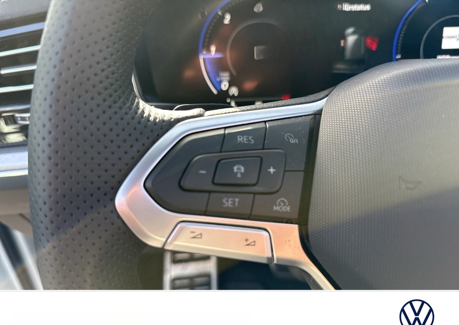 Volkswagen Touareg V6 3.0 TDI 4MOTION R-LINE BLACKSTYLE DYN foto 14