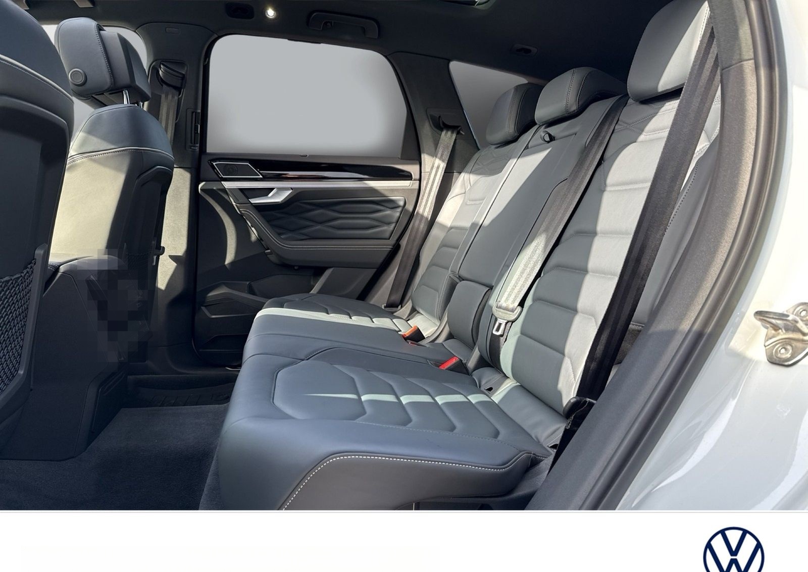 Volkswagen Touareg V6 3.0 TDI 4MOTION R-LINE BLACKSTYLE DYN foto 6