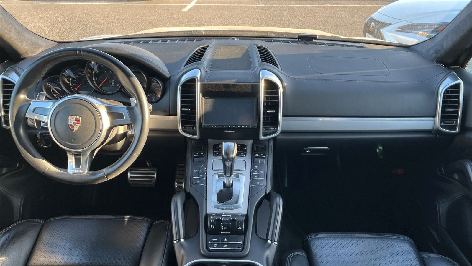 Porsche Cayenne Turbo 4.8L (Schwarz/Schwarz) foto 12