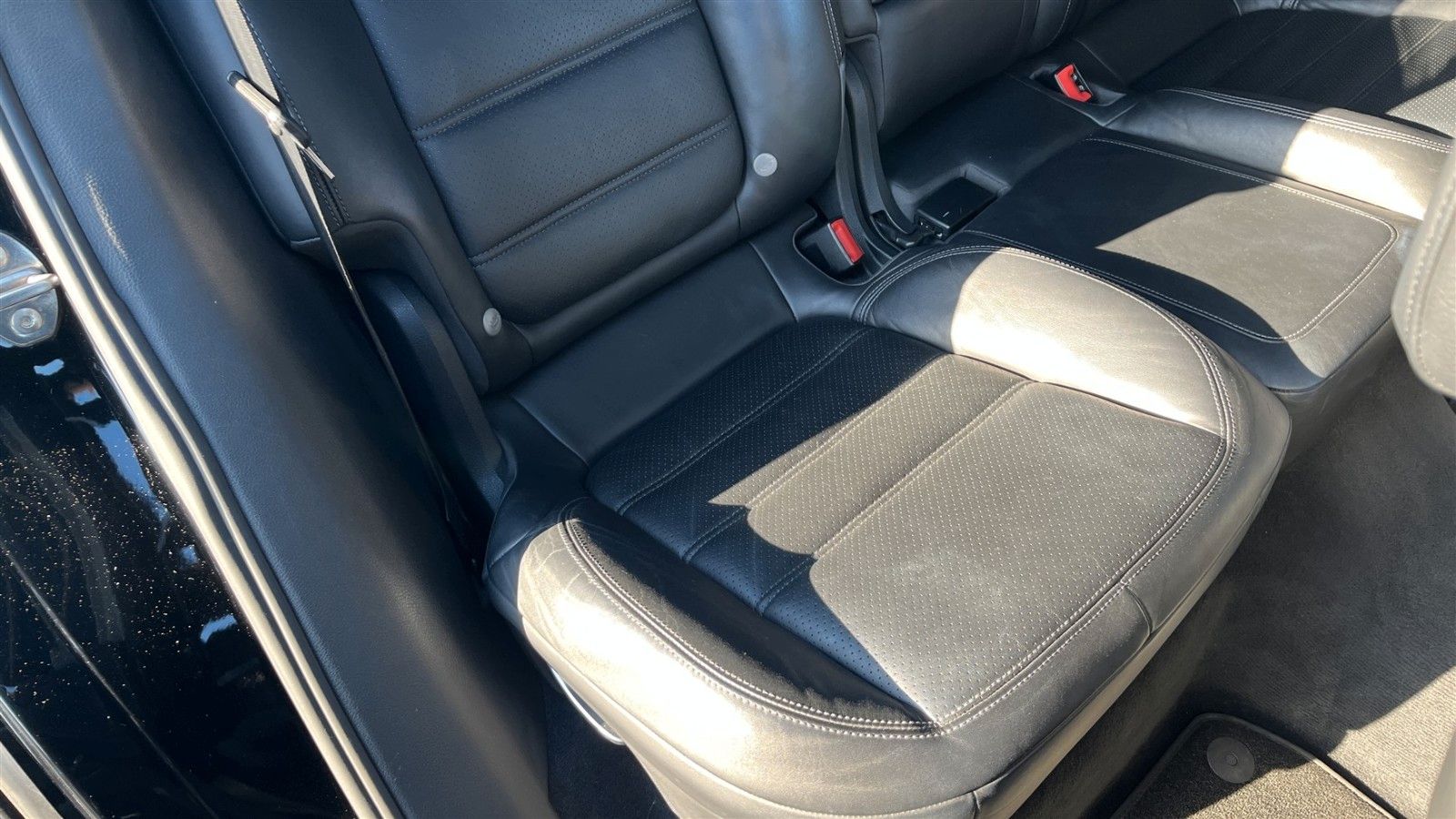 Porsche Cayenne Turbo 4.8L (Schwarz/Schwarz) foto 27