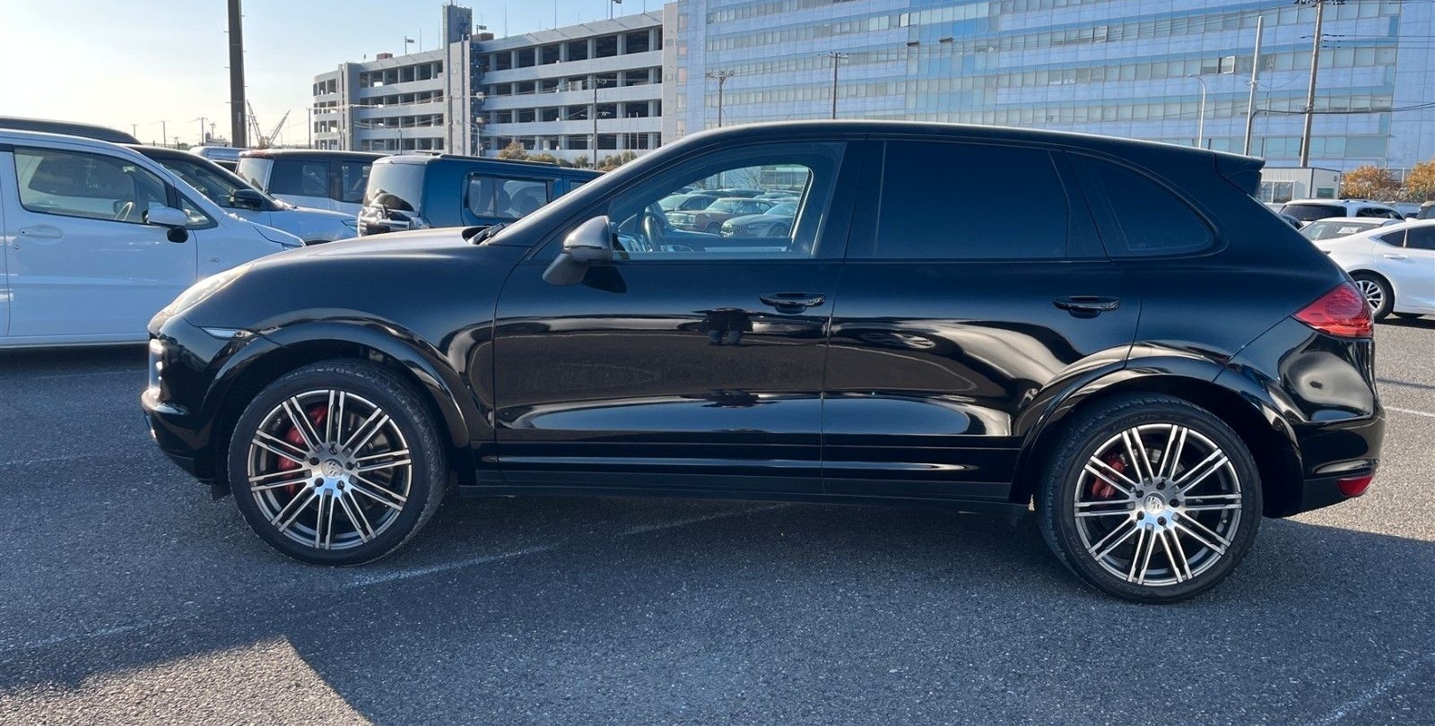 Porsche Cayenne Turbo 4.8L (Schwarz/Schwarz) foto 5