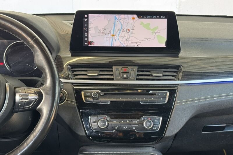 BMW X2 xDrive20d M Sport Navi+.ACC.HuD.AHK.Pano.RFK foto 6