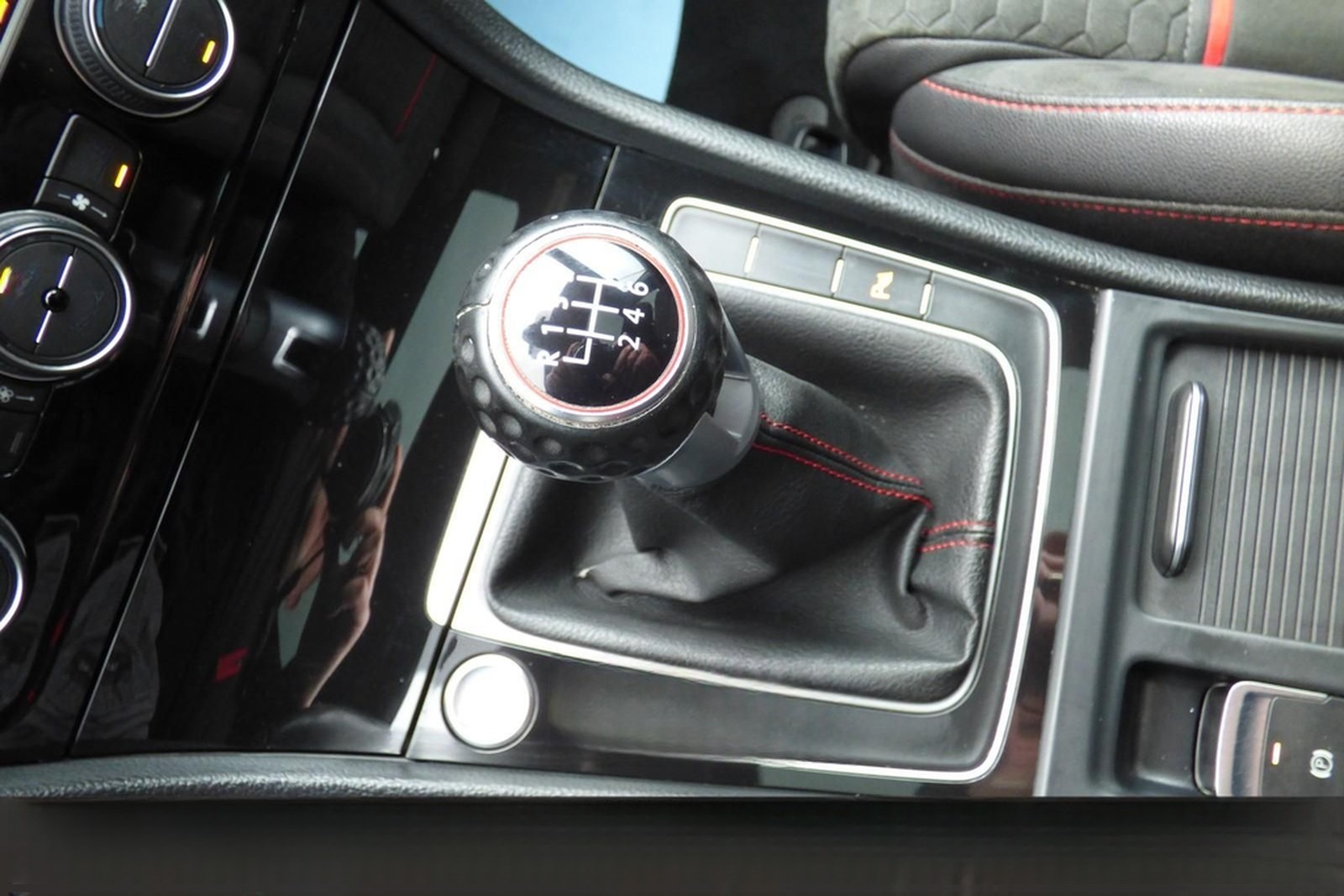 Volkswagen Golf VII GTI Performance, Panorama,LED,8 fach,ti foto 19