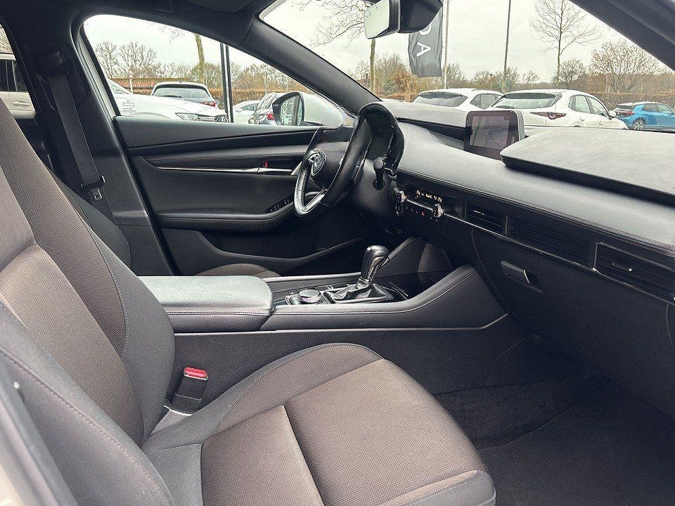 Mazda 3 2.0 M Hybrid Selection A18 DES-P PRE-P foto 7