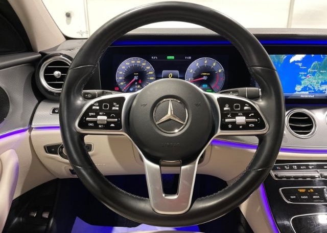 Mercedes-Benz E 200 T Automatik Leder LED ACC Navi Widescreen foto 12