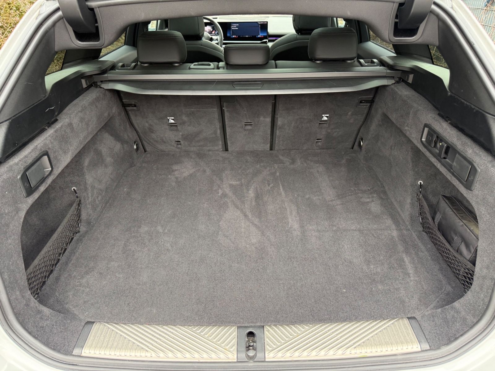 BMW 520 5 Touring 520 d xDrive M Sport PANO 1ERH LED foto 10