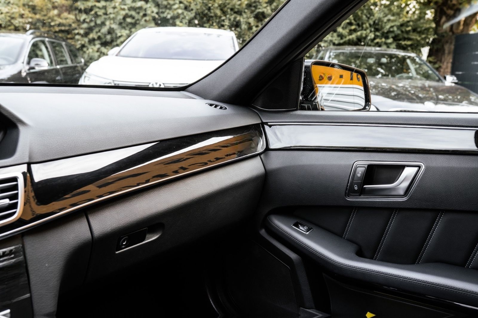 Mercedes-Benz E 400 4Matic 7G-TRONIC Avantgarde Schiebedach foto 12