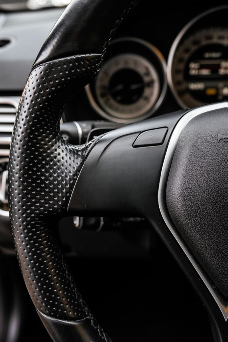 Mercedes-Benz E 400 4Matic 7G-TRONIC Avantgarde Schiebedach foto 9