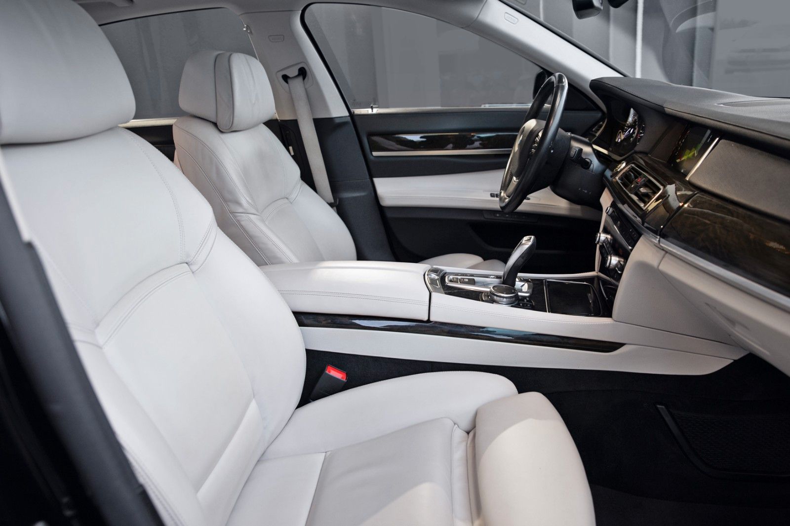 BMW 730d xDrive AHK HUD - TOP Ausstattung Unfallfrei foto 13