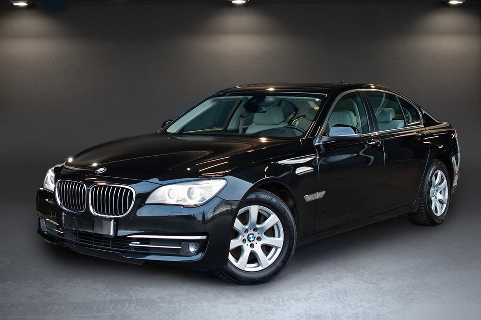 BMW 730d xDrive AHK HUD - TOP Ausstattung Unfallfrei foto 30