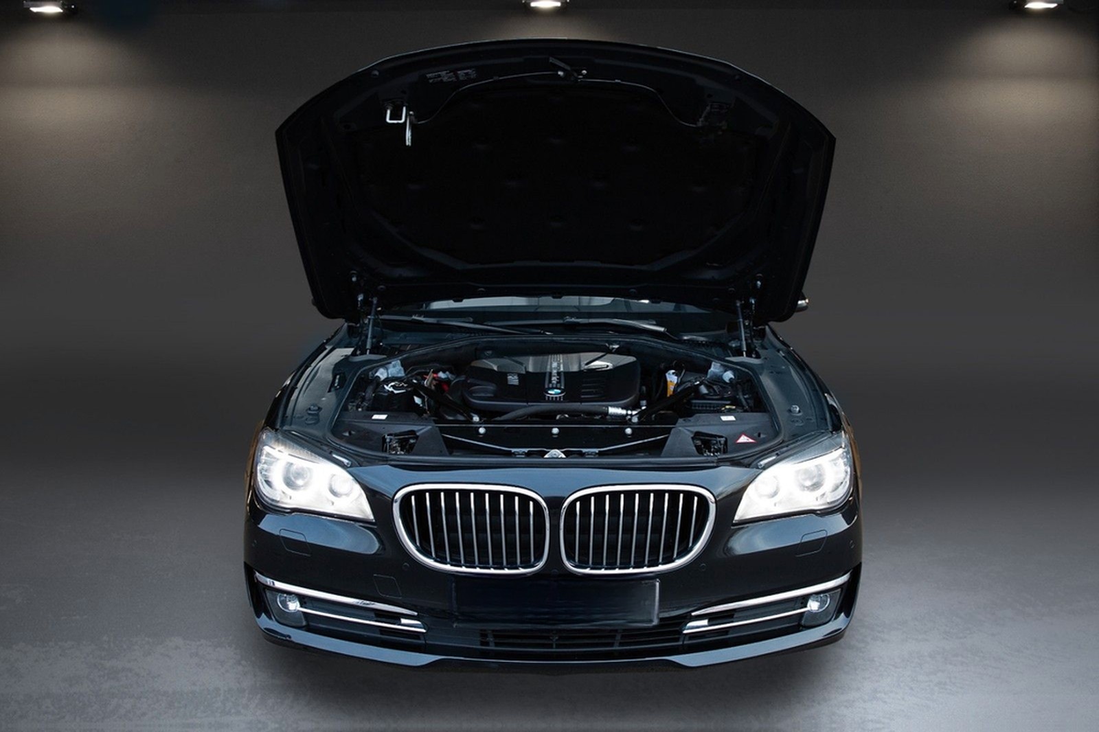 BMW 730d xDrive AHK HUD - TOP Ausstattung Unfallfrei foto 5
