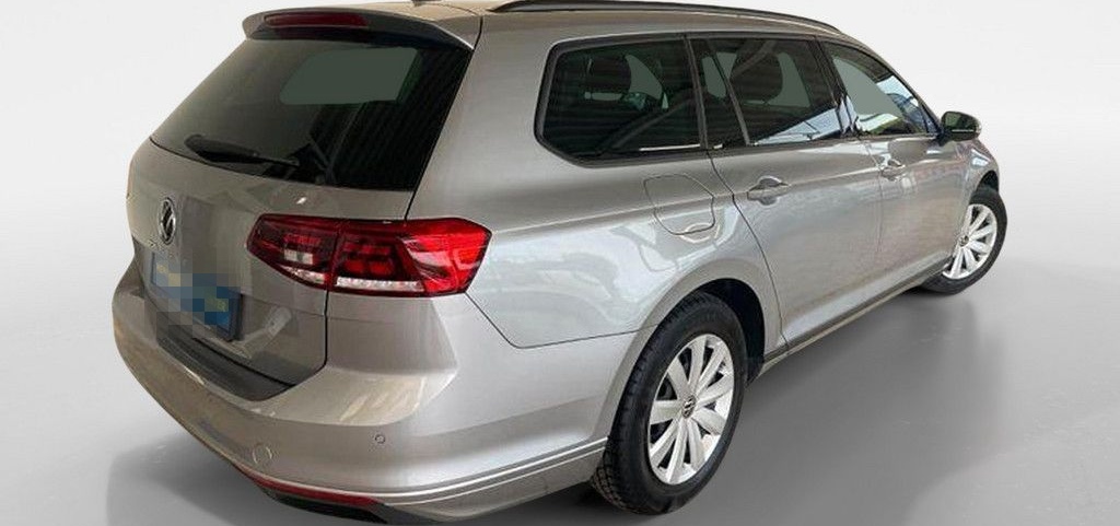 Volkswagen Passat Variant 1.5 TSI Business Premium ACC LED foto 2