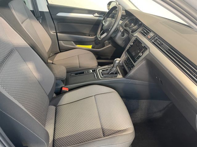 Volkswagen Passat Variant 1.5 TSI Business Premium ACC LED foto 14