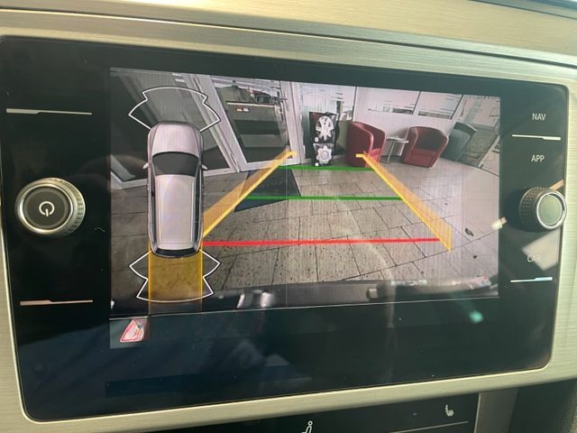 Volkswagen Passat Variant 1.5 TSI Business Premium ACC LED foto 18