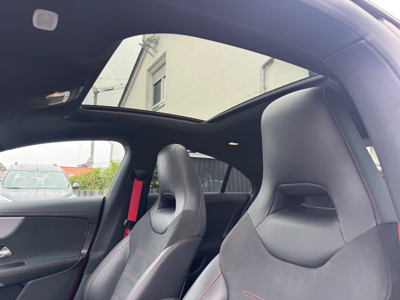 Mercedes-Benz CLA 35 AMG 4Matic+NIGHT+PANO+MULTI BEAM+TOP foto 16