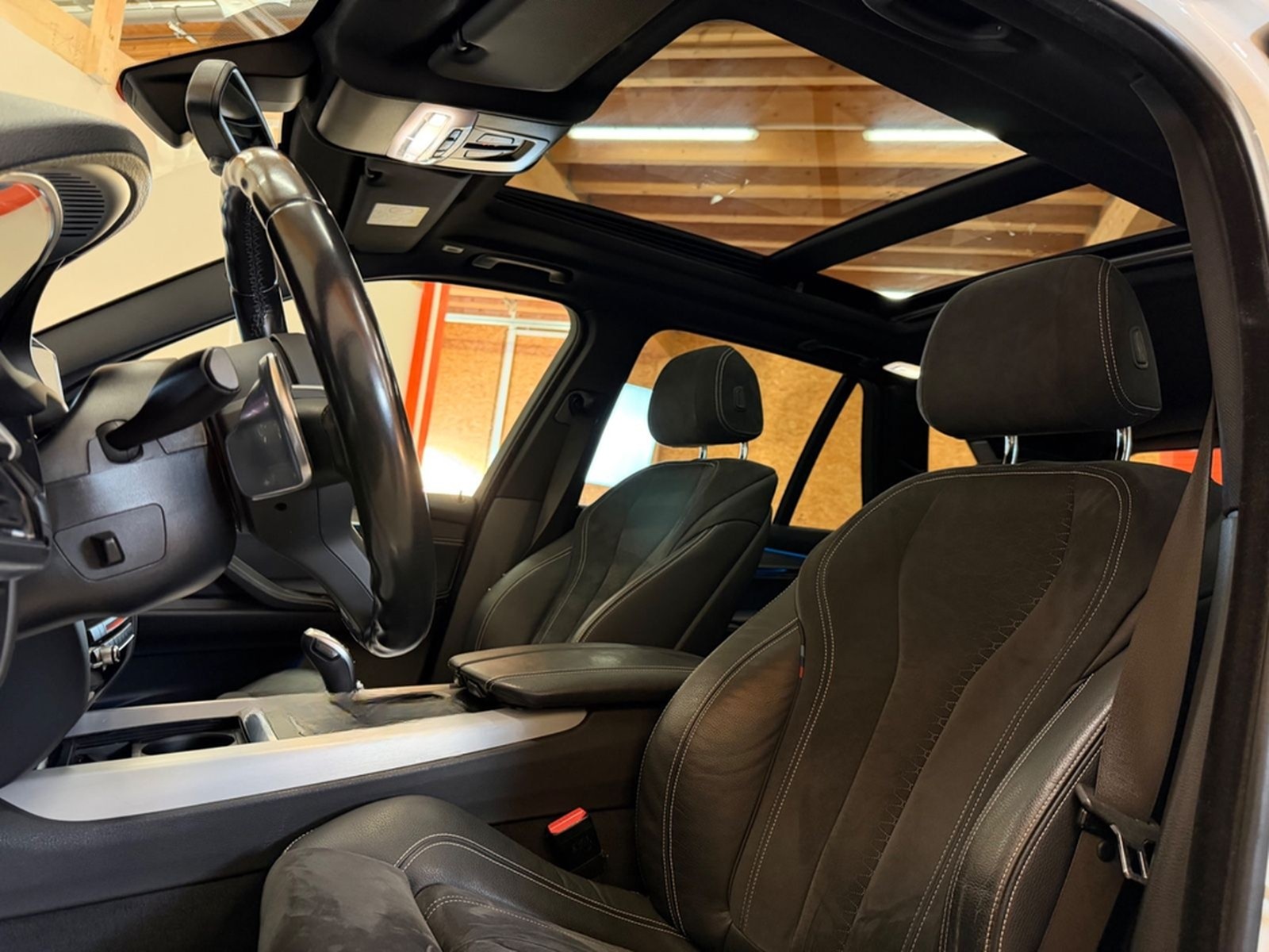 BMW X5 xDrive 30d M-Paket/PANO/AHK/HUD/HiFi/R-KAM/SH foto 14