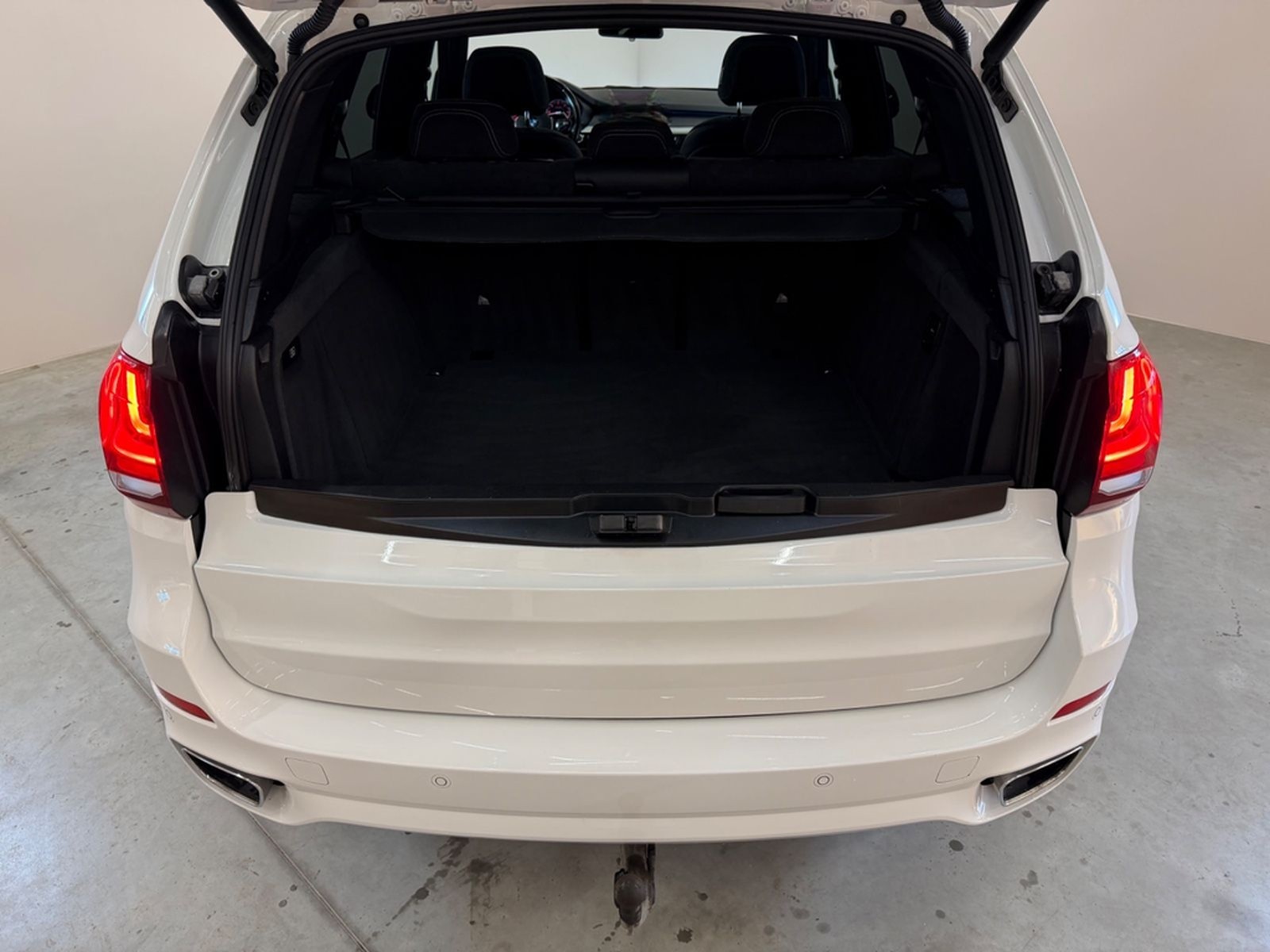 BMW X5 xDrive 30d M-Paket/PANO/AHK/HUD/HiFi/R-KAM/SH foto 35