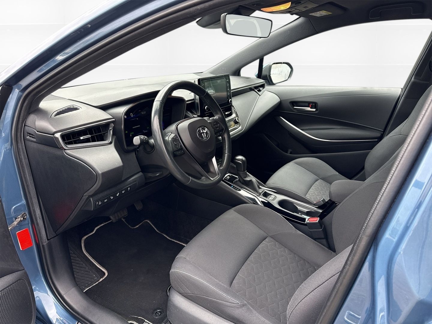 Toyota Corolla Touring Sports 2.0 Hybrid Club +Kamera + foto 8