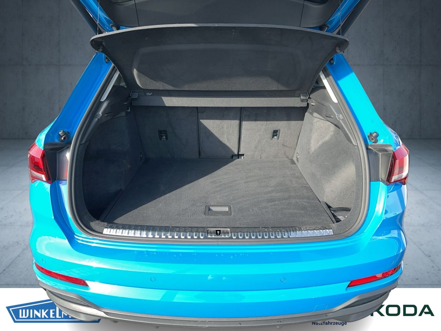 Audi Q3 S line 35 TDI AHK GRA NAVI CARPLAY LED foto 14