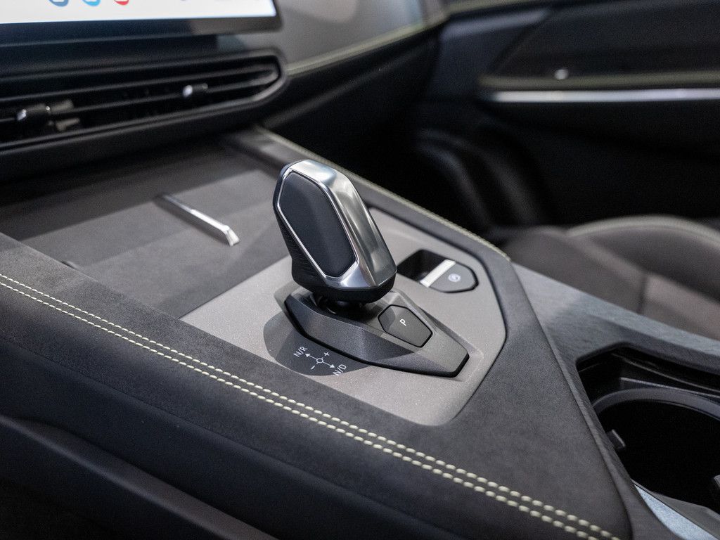 Lynk&Co 01 PHEV Core KLIMA PDC SITZHEIZUNG LED NAVI ACC foto 15