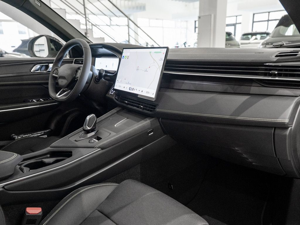 Lynk&Co 01 PHEV Core KLIMA PDC SITZHEIZUNG LED NAVI ACC foto 5