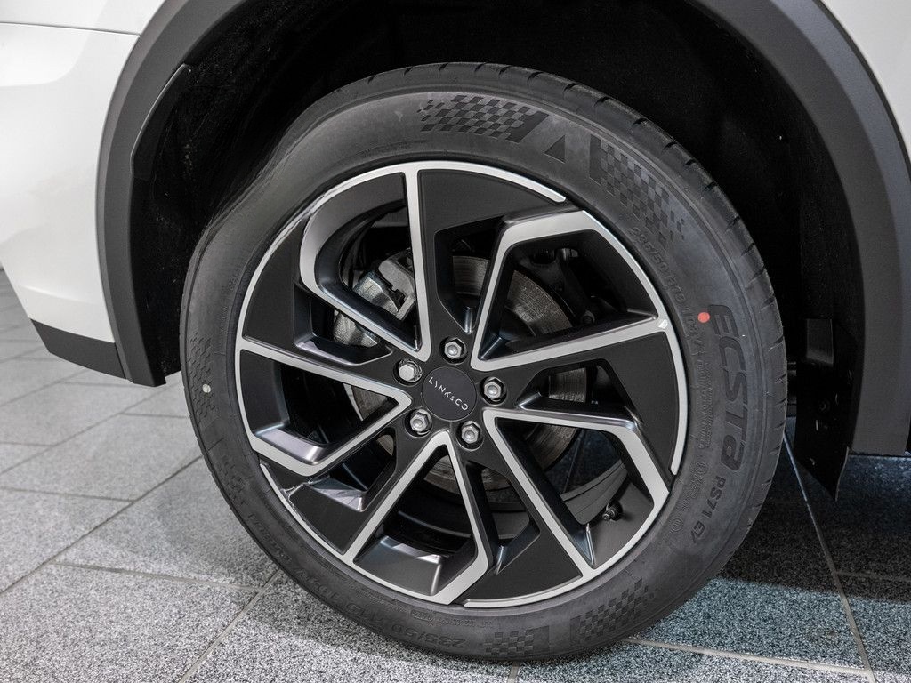 Lynk&Co 01 PHEV Core KLIMA PDC SITZHEIZUNG LED NAVI ACC foto 7