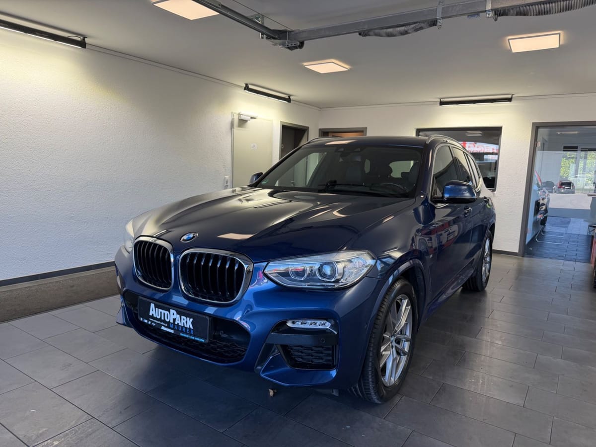 BMW X3 xDrive30i M Sport Pano AHK Navi foto 2