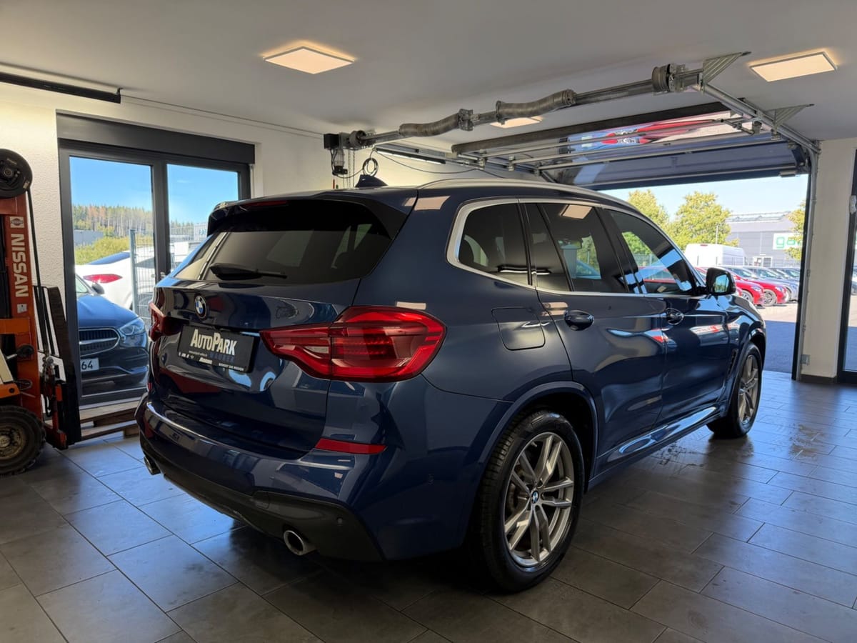 BMW X3 xDrive30i M Sport Pano AHK Navi foto 5