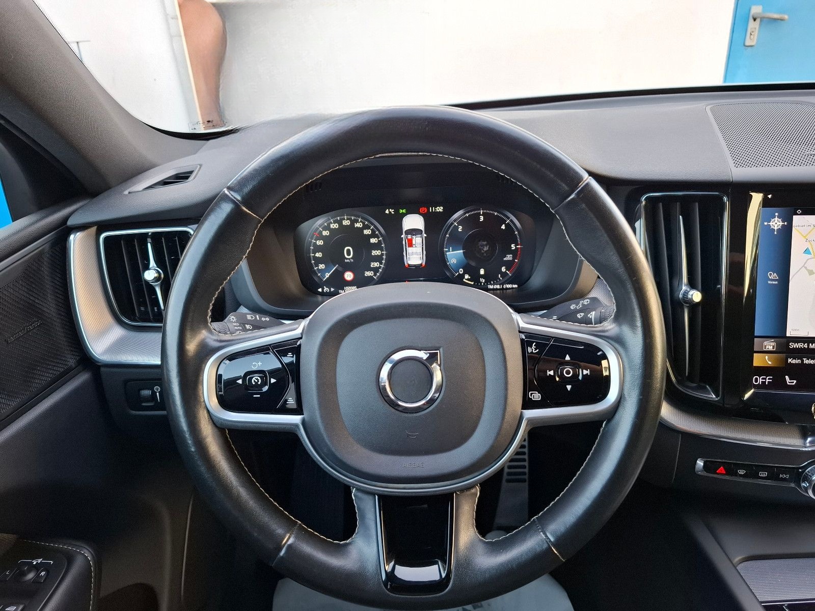 Volvo XC 60 R Design AWD*XeniumP.*Panoramadach*LED*CAM foto 13