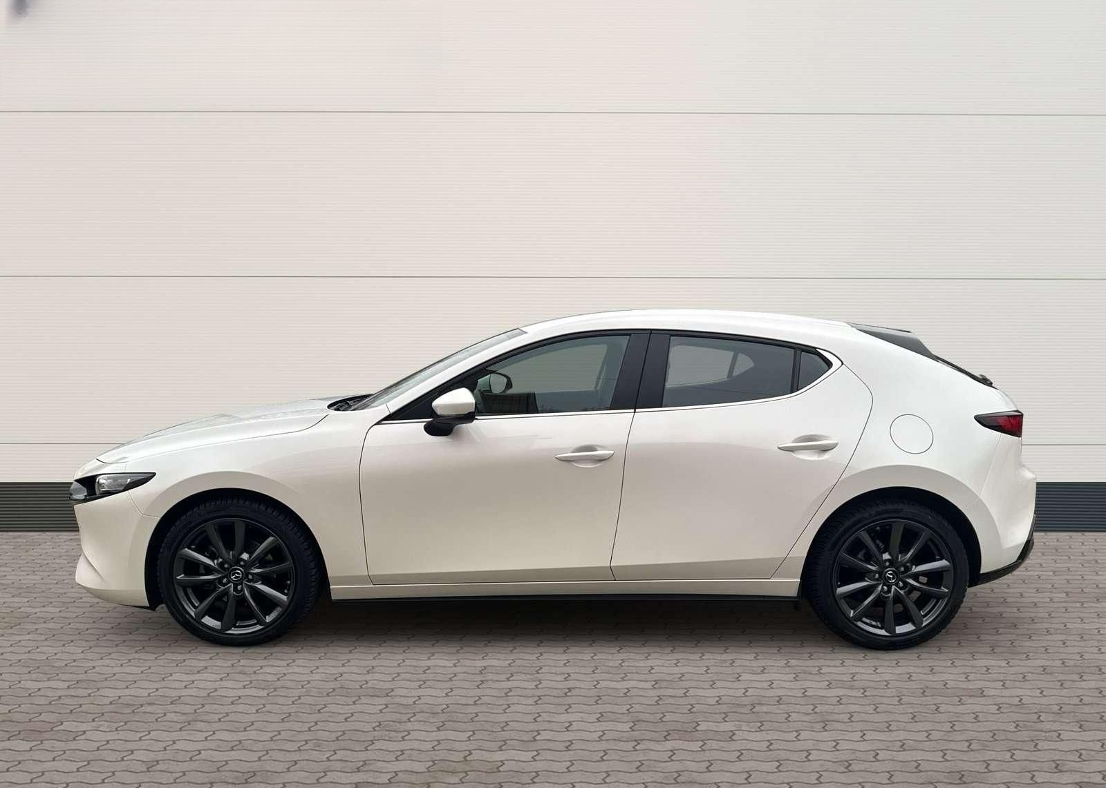 Mazda 3 Centre-Line-NAVI-KAMERA-SITZHEIZUNG-LED foto 13