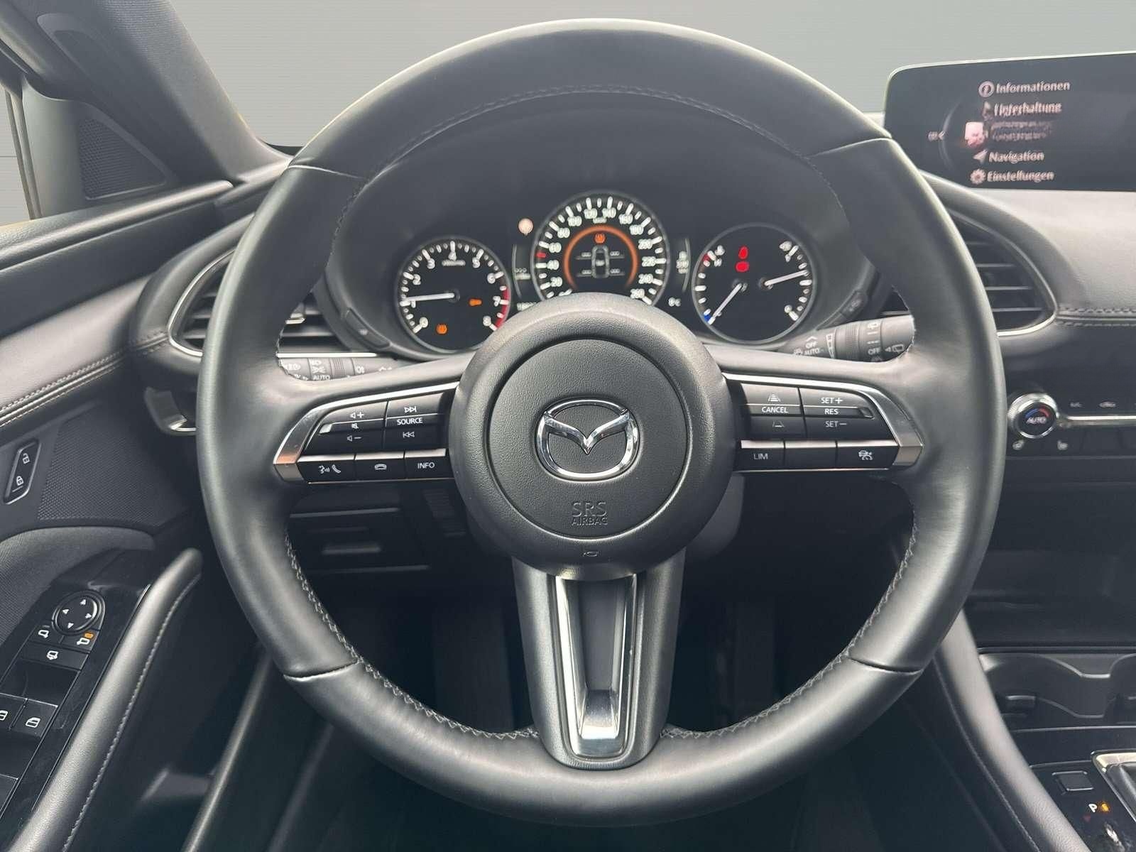 Mazda 3 Centre-Line-NAVI-KAMERA-SITZHEIZUNG-LED foto 5
