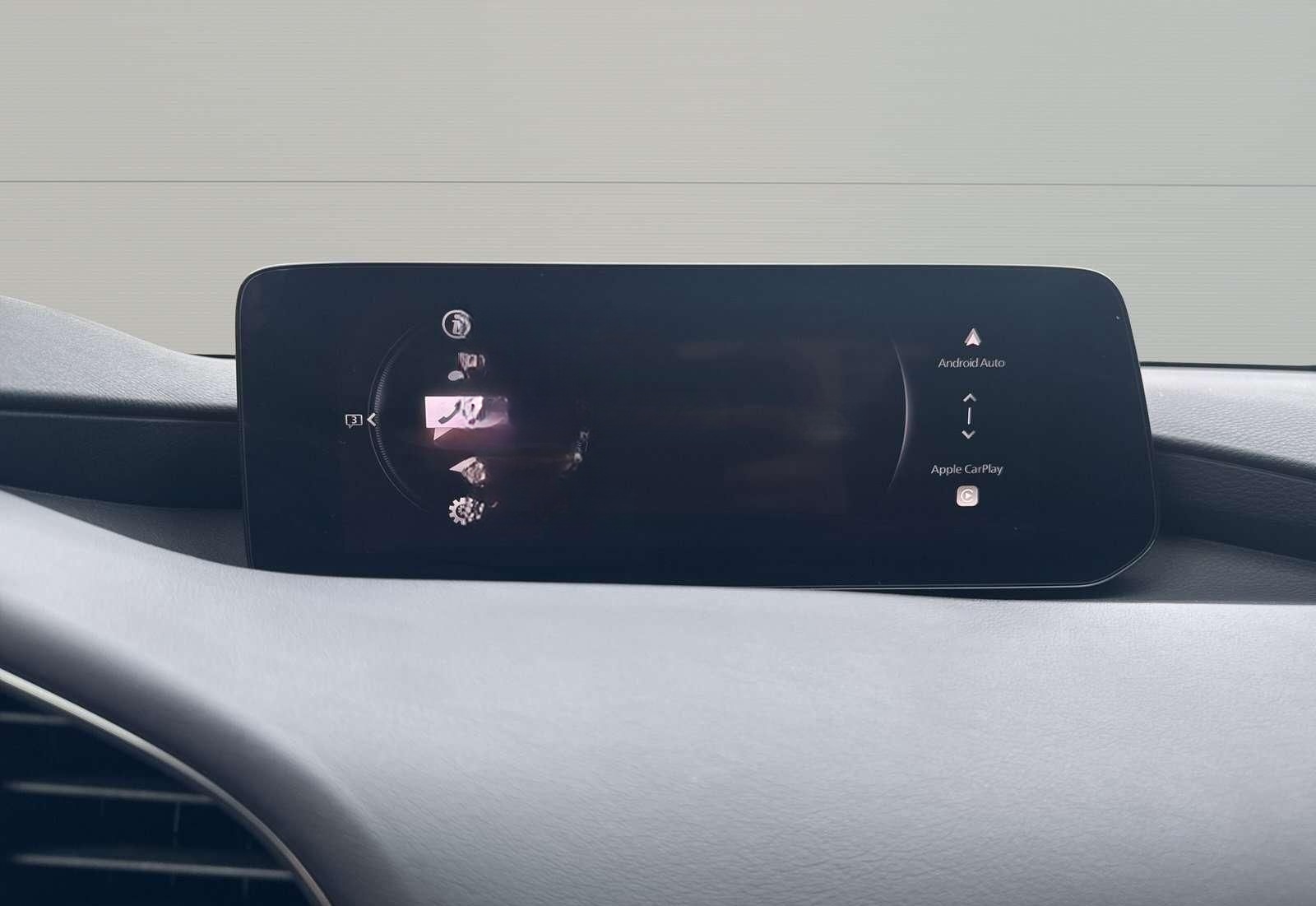 Mazda 3 Centre-Line-NAVI-KAMERA-SITZHEIZUNG-LED foto 10