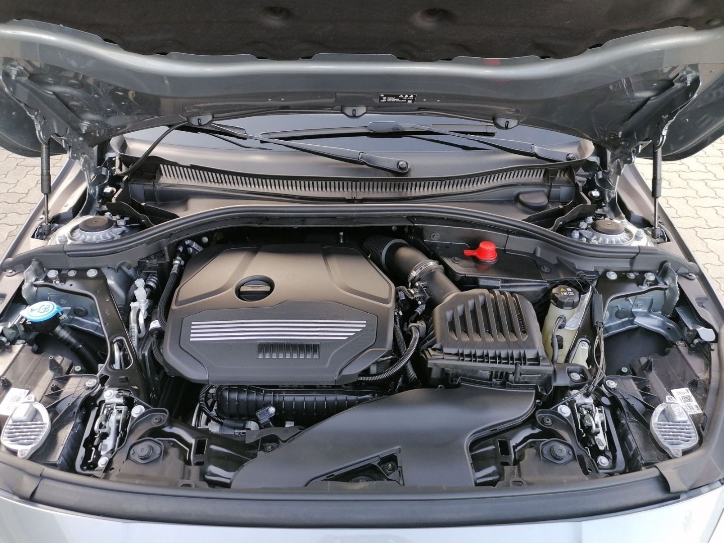 BMW 116 i Sport Line LED Navi DAB Shz Sportsitz Lenk foto 14