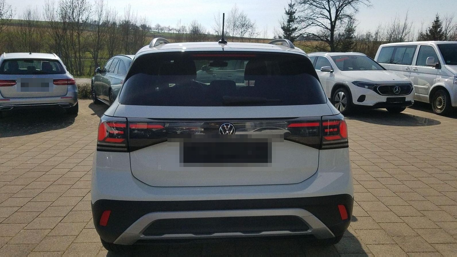 Volkswagen T-Cross 1.0 TSI, Life, IQ Drive, Light Assist... foto 6
