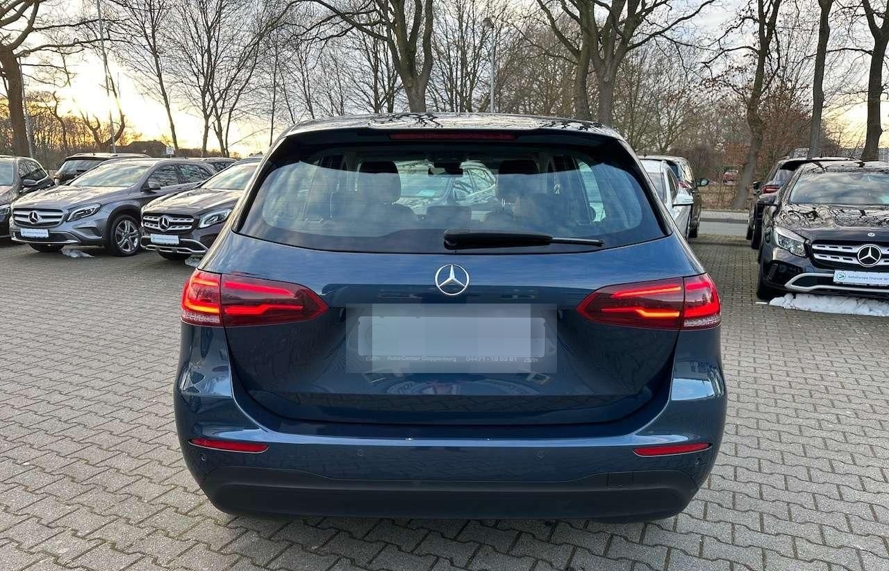 Mercedes-Benz B 180 7G-DCT Automatik foto 5