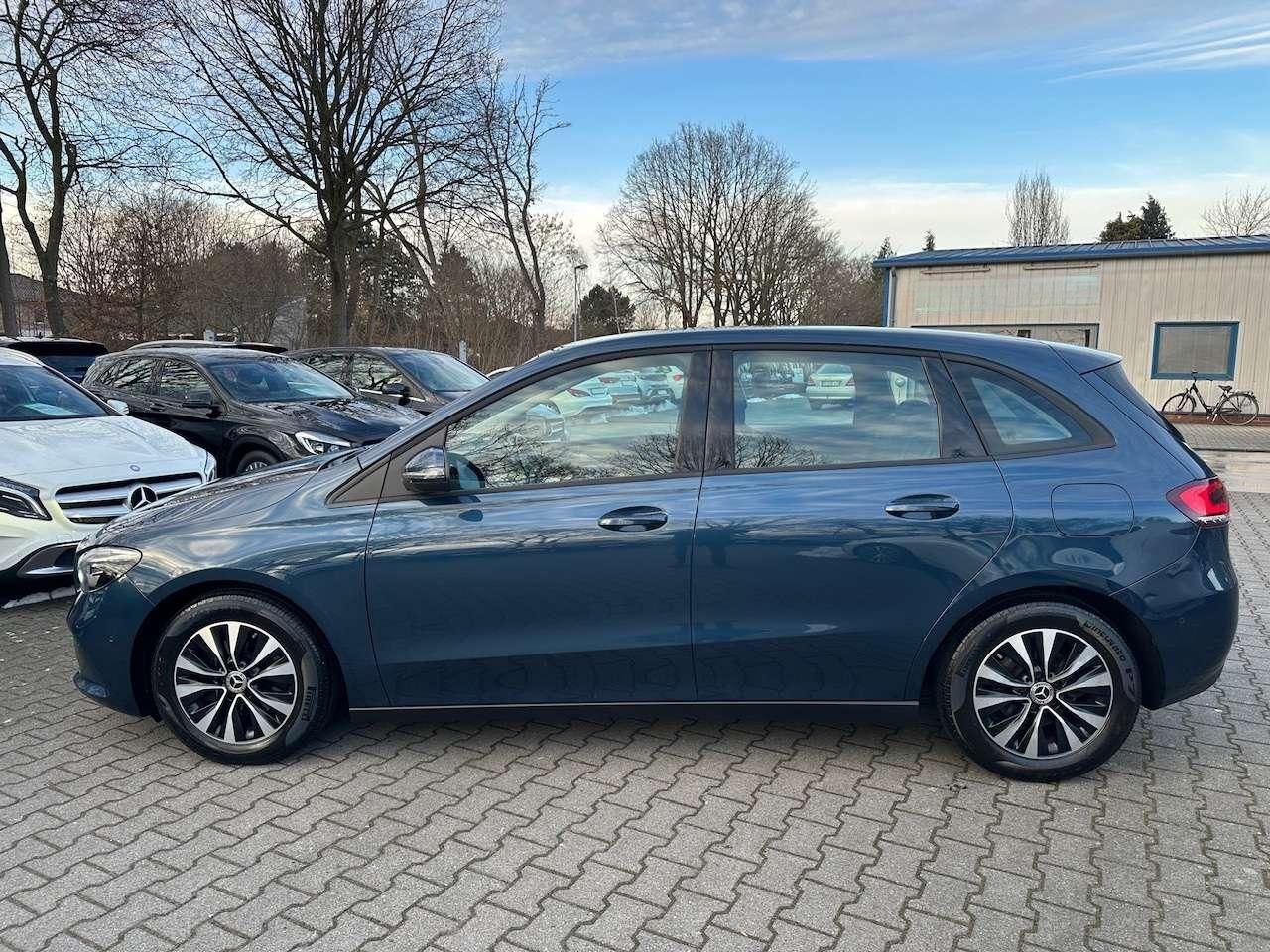 Mercedes-Benz B 180 7G-DCT Automatik foto 8