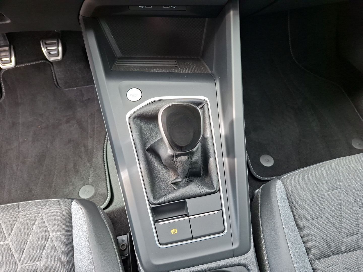 Volkswagen Golf VIII 1.5 TSI Goal *NAVI*SHZ*ACC* foto 10